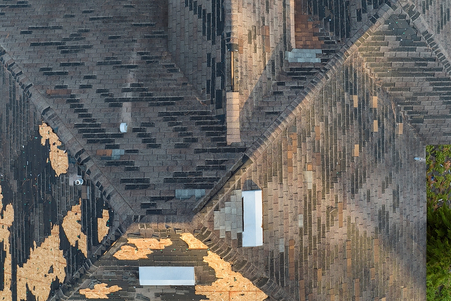 When Is It Better to Re-Roof Instead of Repair a Roof